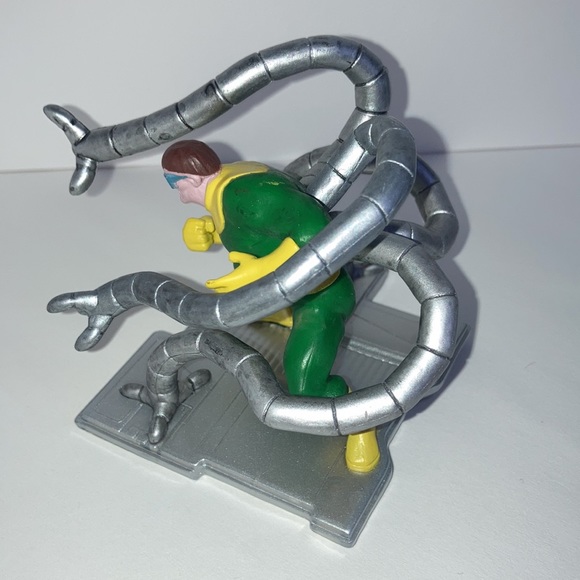 Marvel Spider-Man Doc Ock - Picture 4 of 7